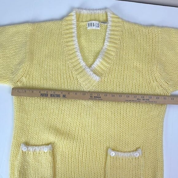 Vtg Rouge by Helium Womens Chunky Yellow V-neck Sweater MEDIUM cozy cottage fall - Picture 4 of 11